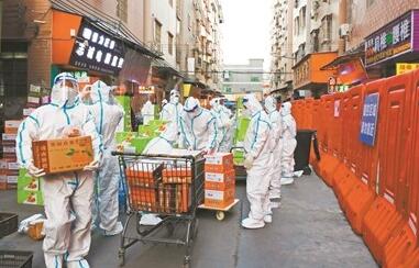 工作人员回忆抗疫经历：既当“大力水手” 又照顾小猫咪(图2)