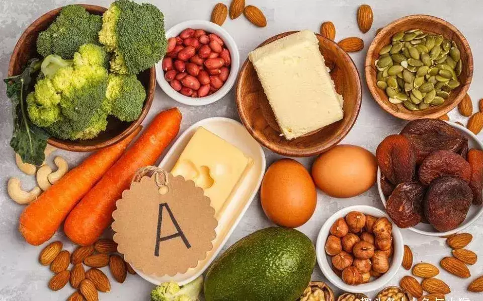 猫咪摄入维生素过多会中毒，铲屎官千万别乱喂了！(图3)