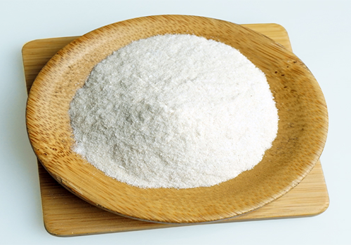 新手养狗手册：一个多月的狗狗吃什么？（一个多月的宠物狗吃什么好养）(图2)