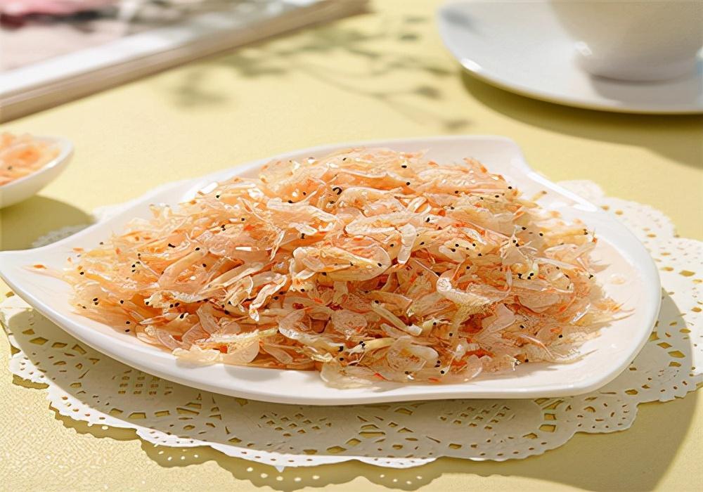 狗狗左四只腿忽的一拐一拐的 是什么好原因导致的？（狗狗左四只脚忽然一瘸一拐的）(图3)