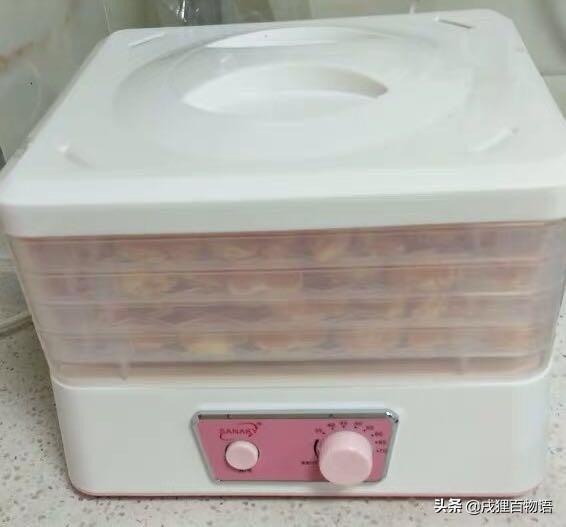 零失败！如何在家给狗狗自制鸡肉干（如何给狗做鸡肉干）(图2)