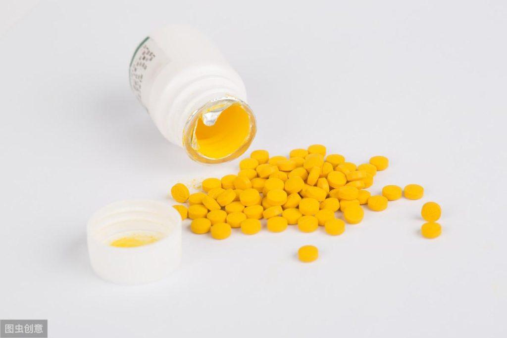 什么是狗狗的口炎?引起狗狗口炎的原因是什么呢?(图7)