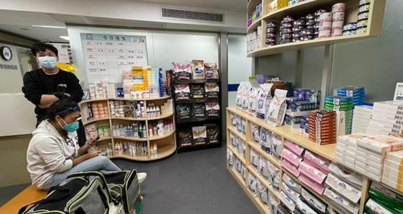 独家调查|萌宠商业秘密:猫一生或消费20万,宠物医疗、保险、殡葬向人类看齐(图9)